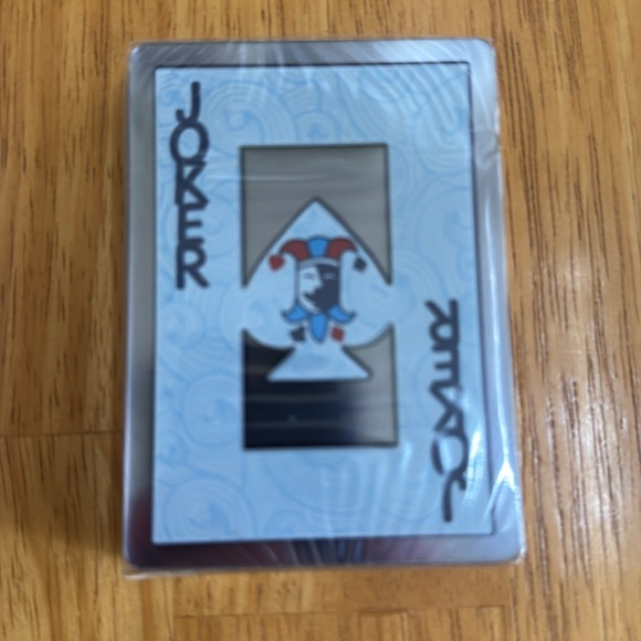 🎁NEW SEALED Hoyle Waterproof Clear Playing Cards Mom Dad Elderly - Picture 4 of 9